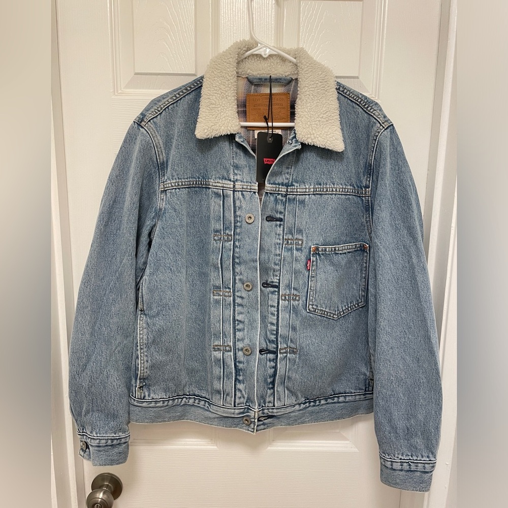 Levi’s premium sherpa denim jean jacket